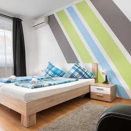 Lux Apartmanok Hajdúszoboszló Exterior foto