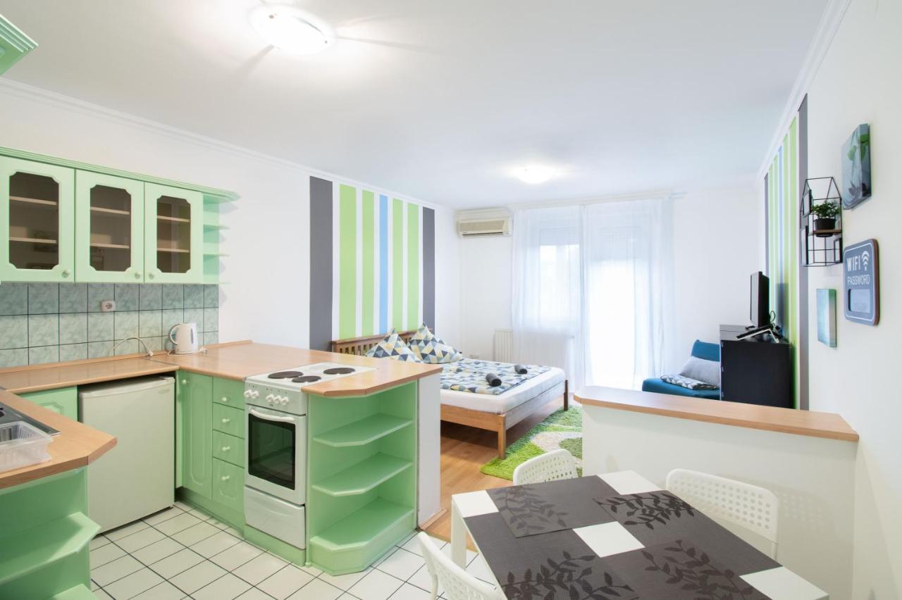 Lux Apartmanok Hajdúszoboszló Exterior foto