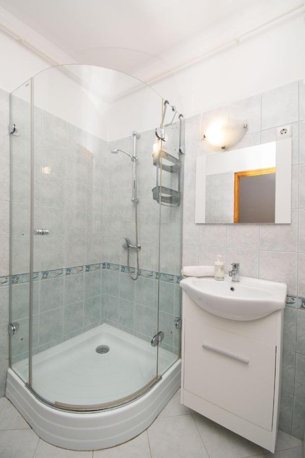 Lux Apartmanok Hajdúszoboszló Exterior foto